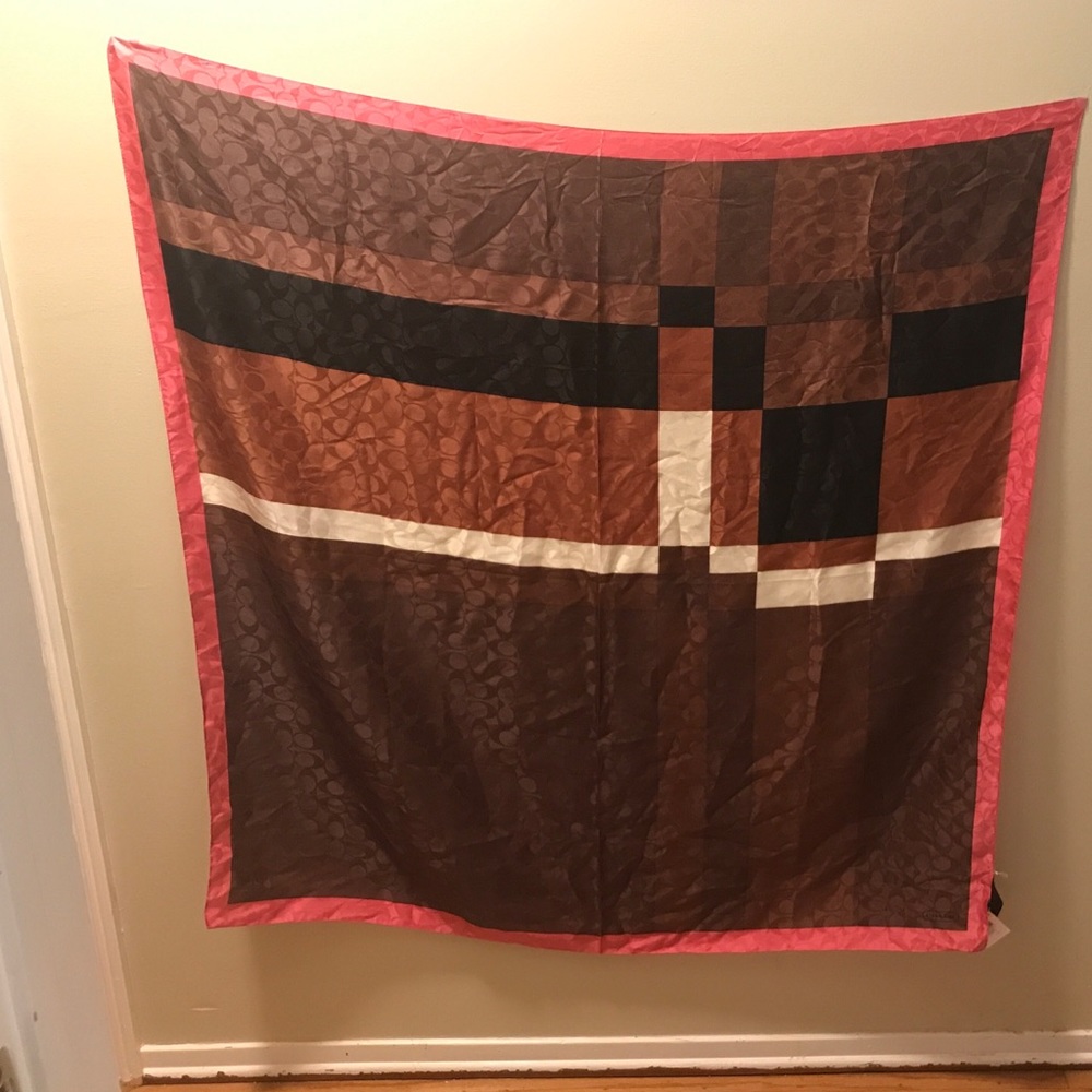 Coach scarf/wrap